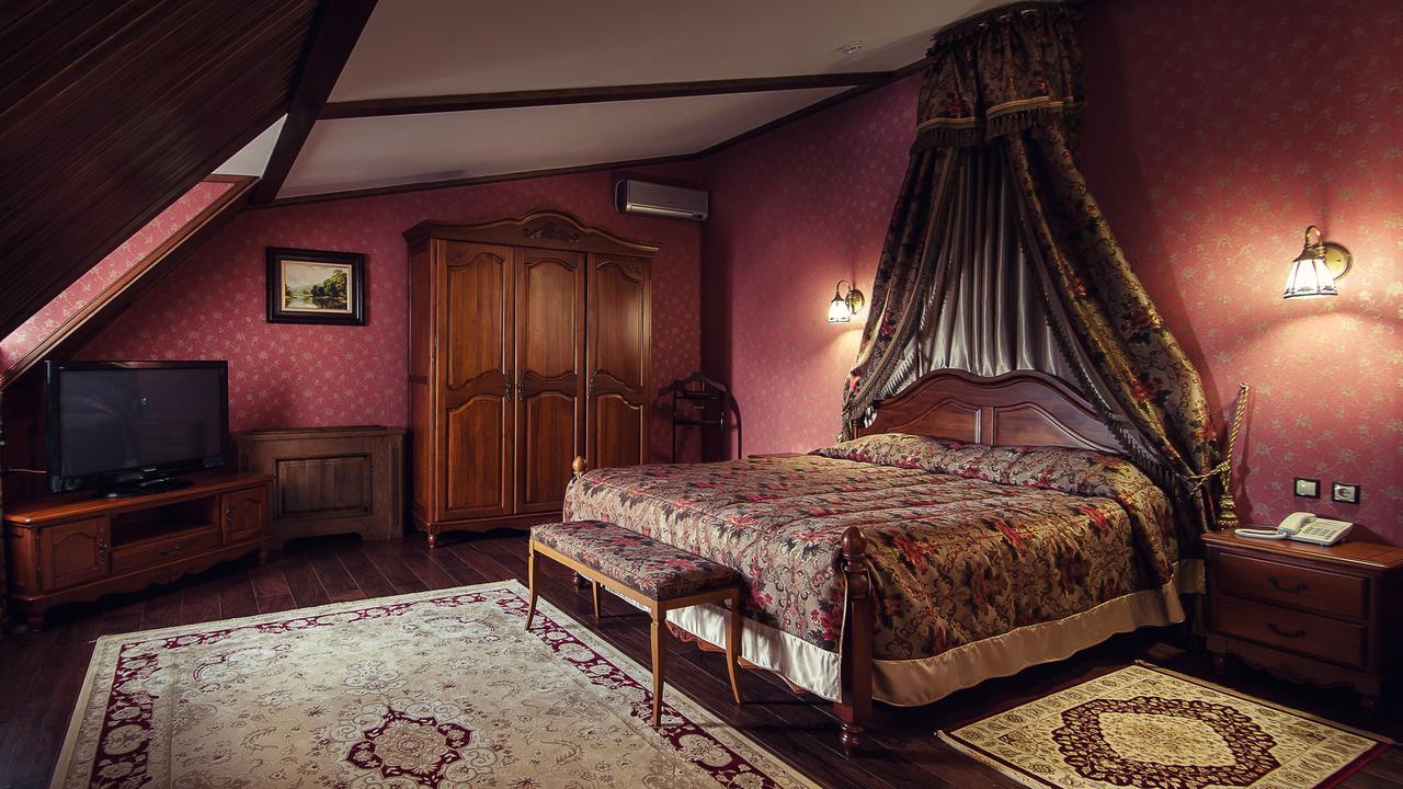 Boutique Hotel Traditional Астана Экстерьер фото